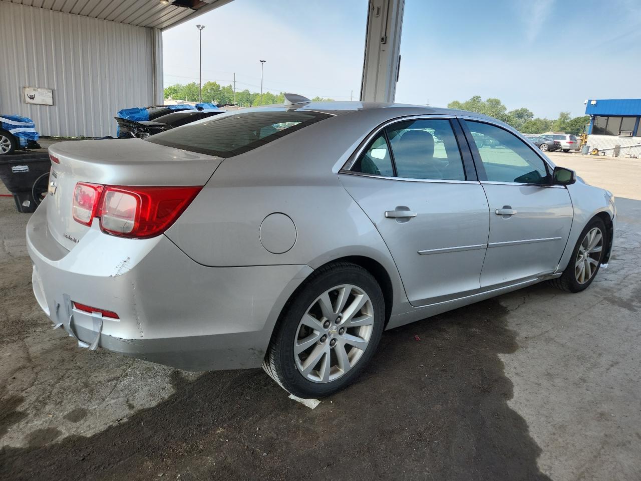 2015 Chevrolet Malibu 2Lt - Image 3