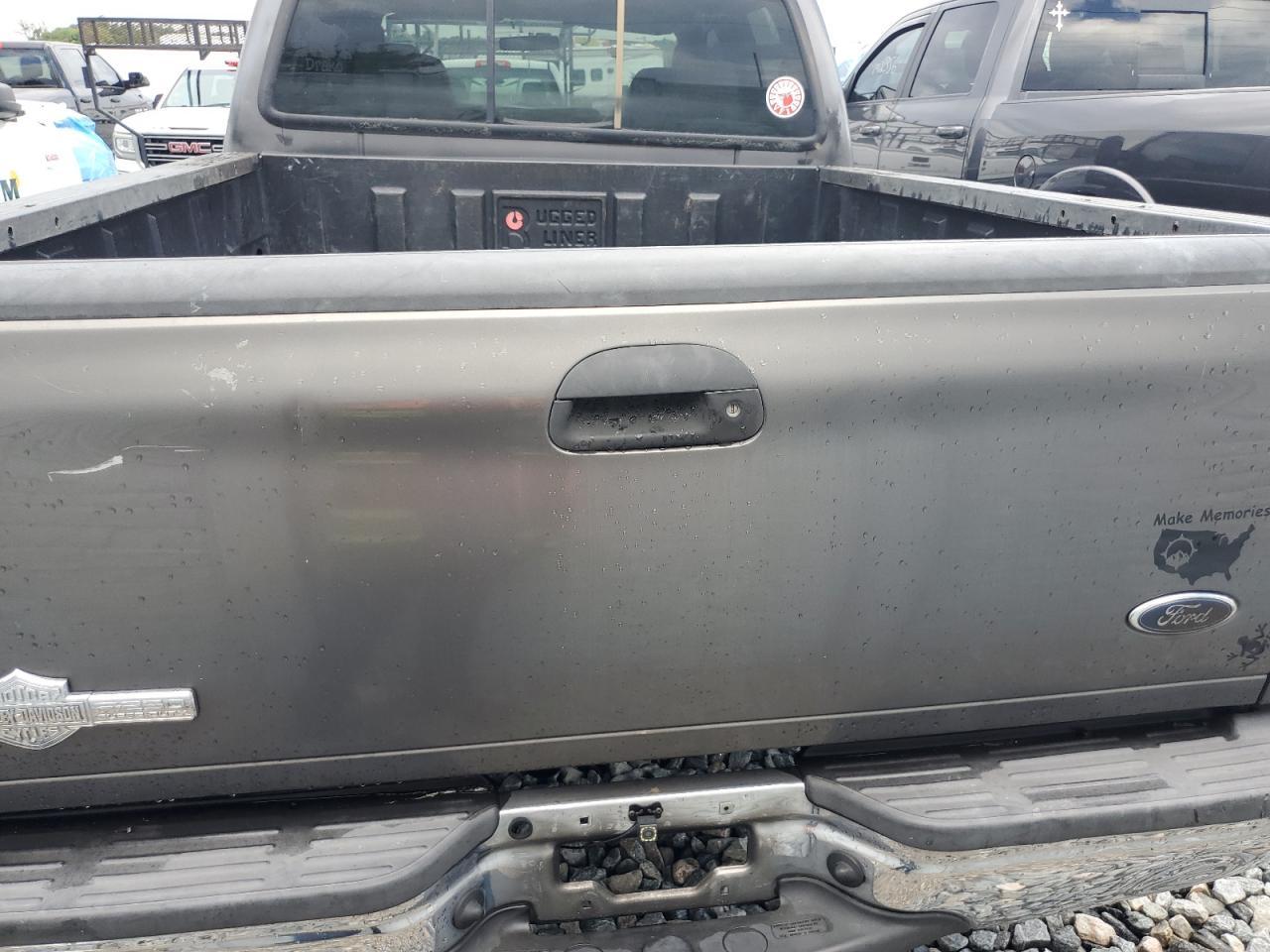 2004 Ford F250 Super Duty Super Duty - Image 6