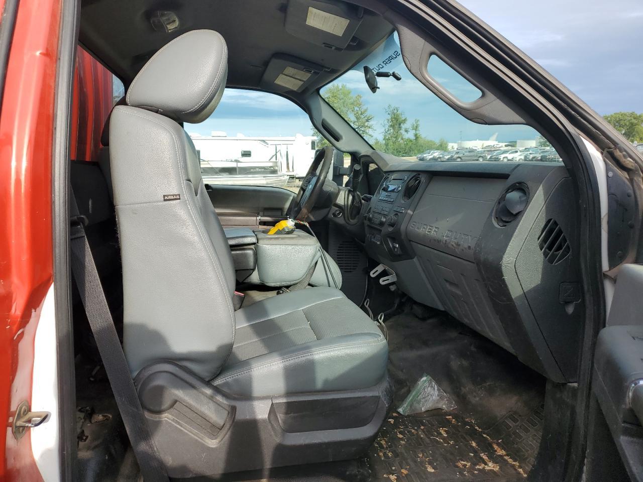 2016 Ford F550 Super Duty - Фото 5