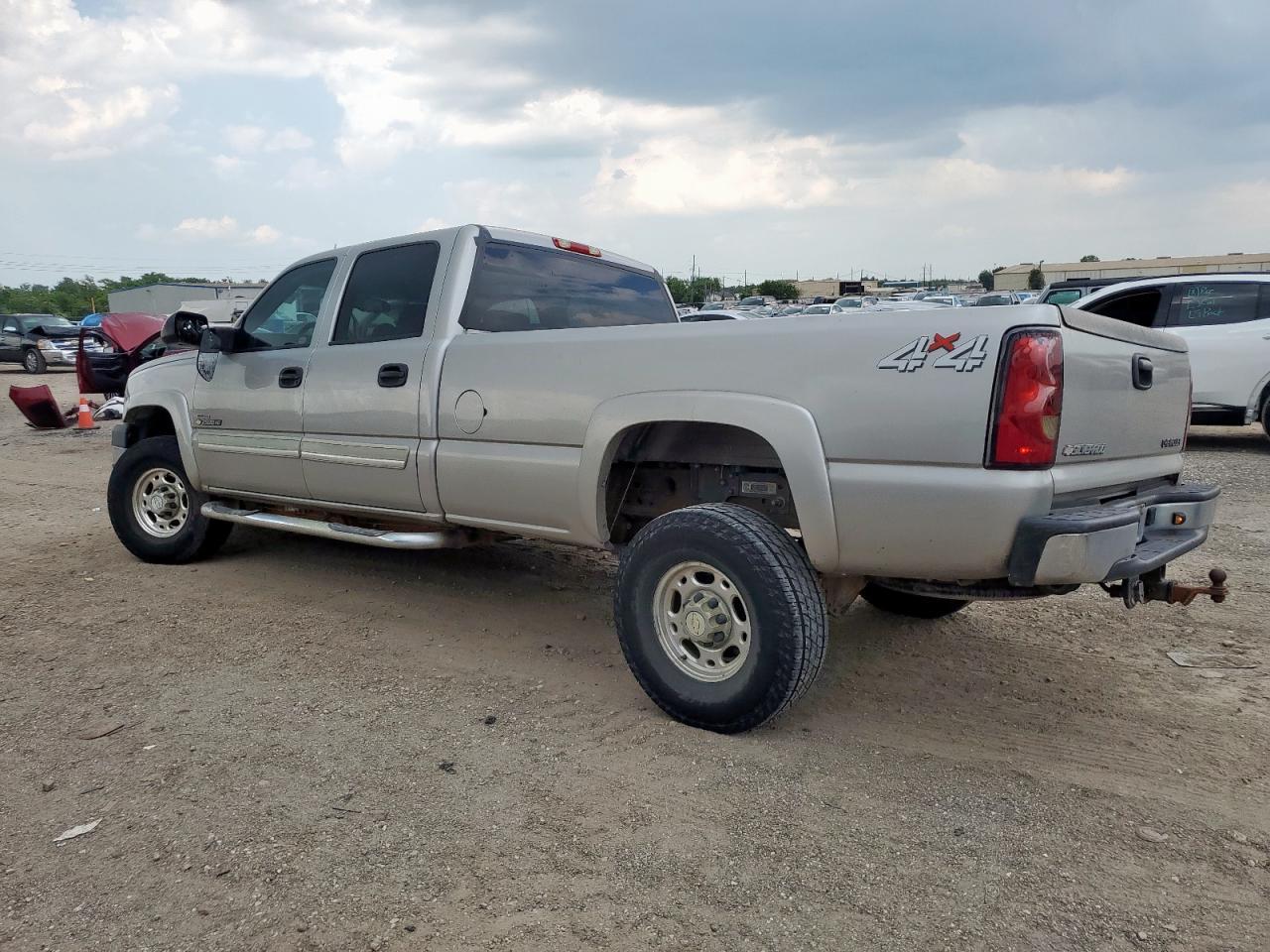 2005 Chevrolet Silverado K2500 Heavy Duty - Фото 2