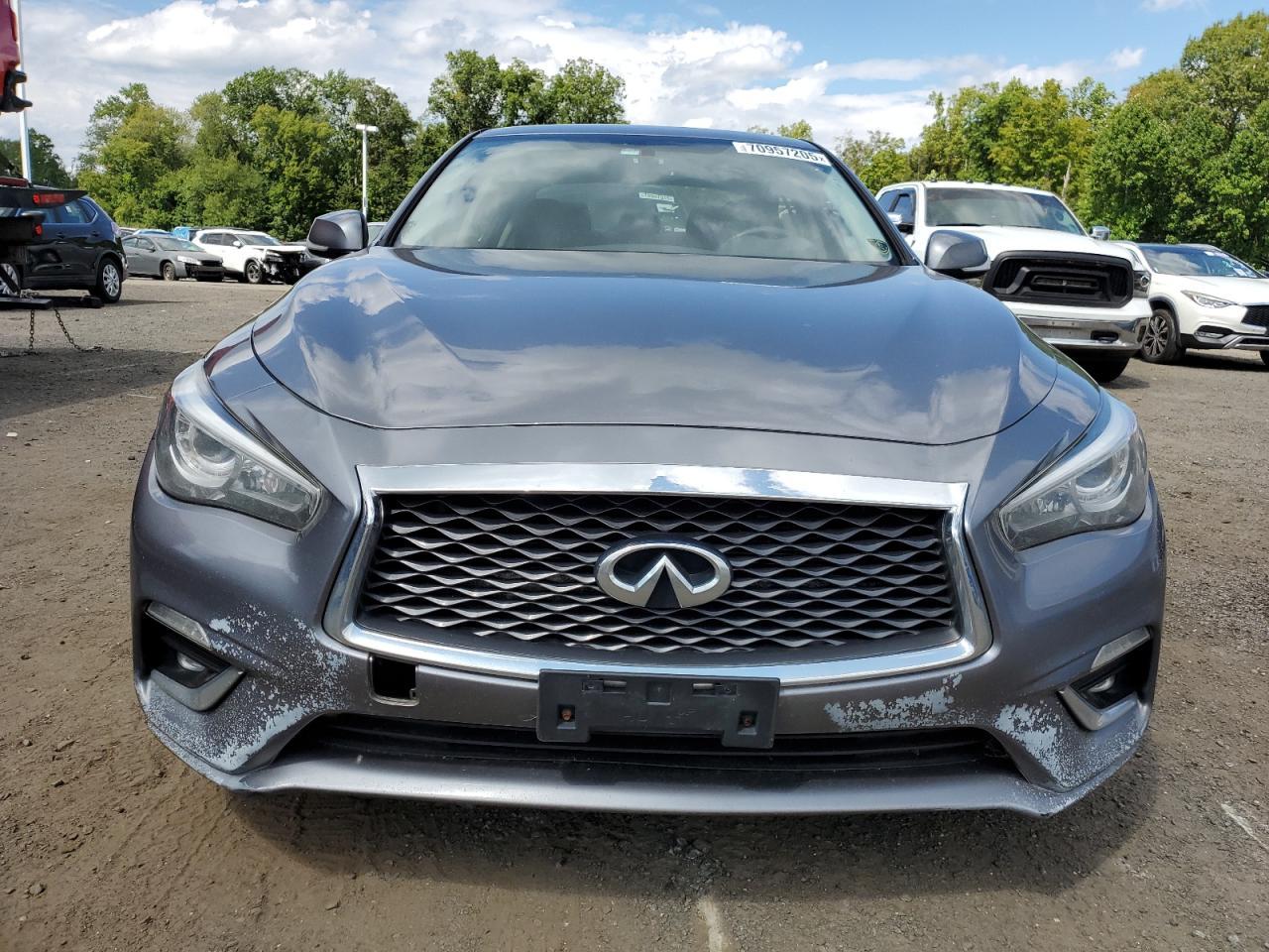 2018 Infiniti Q50 Luxe - Image 5