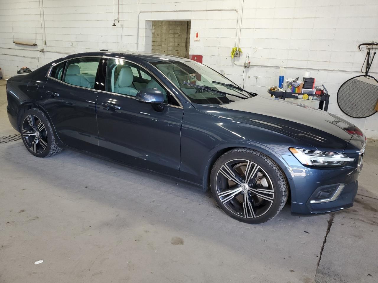 2020 Volvo S60 T6 Inscription - Фото 4