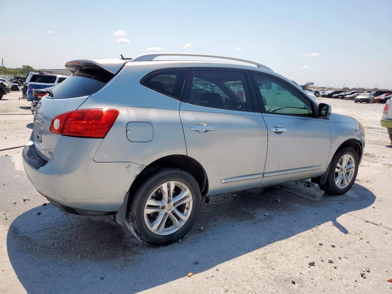 2013 Nissan Rogue S - Фото 3