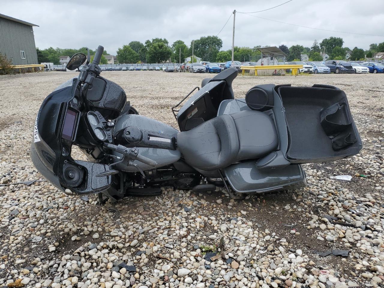 2022 Harley-Davidson Fltrk - Фото 3