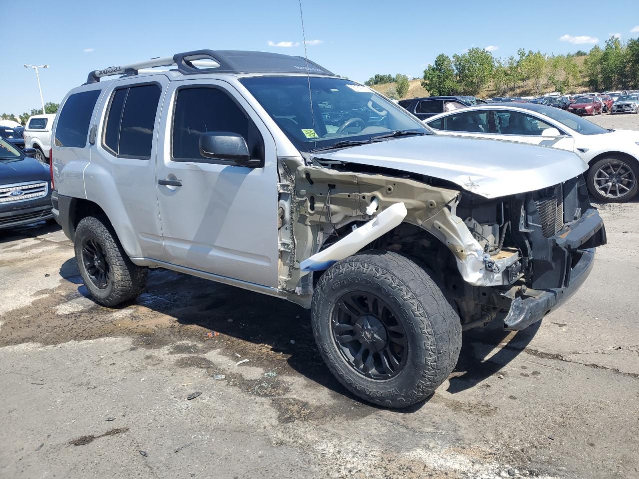 2014 Nissan Xterra X - Image 4