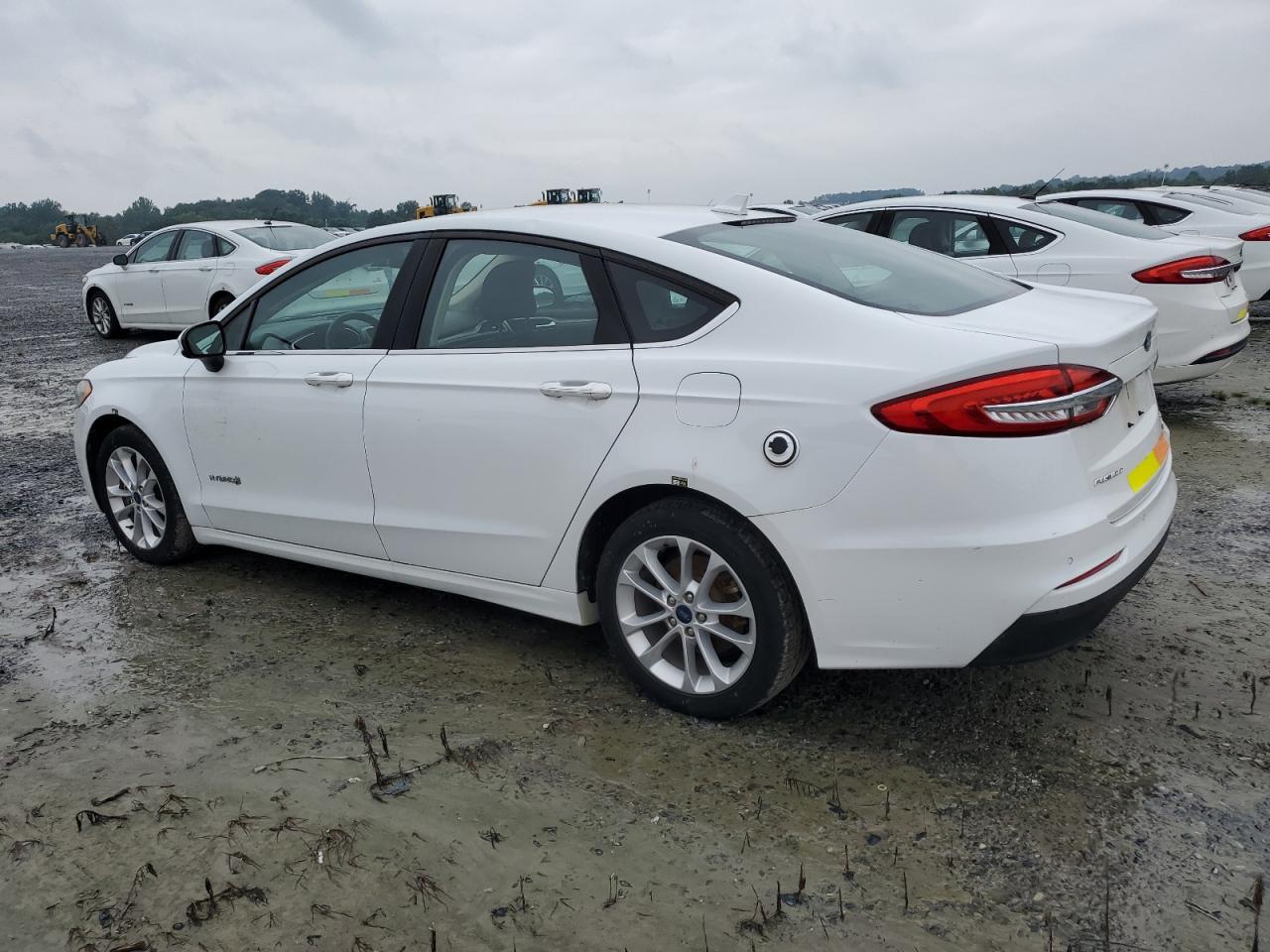 2019 Ford Fusion Se - Фото 2