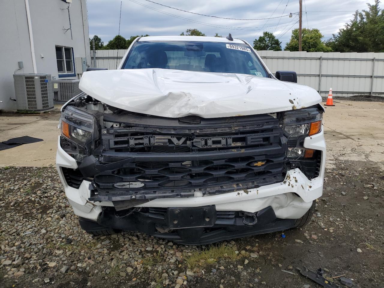 2023 Chevrolet Silverado K1500 Custom - Фото 5