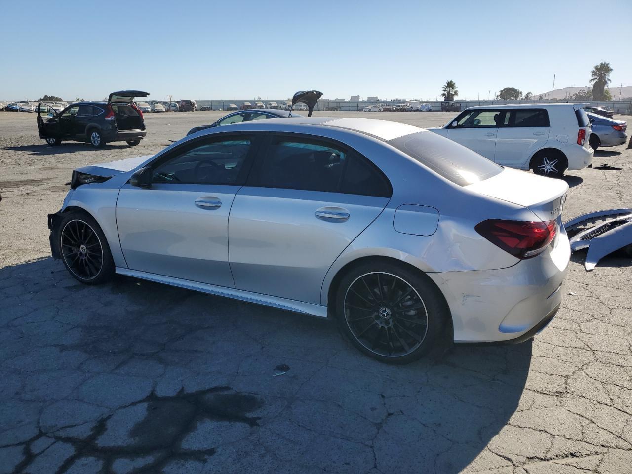 2019 Mercedes-Benz A 220 - Image 2