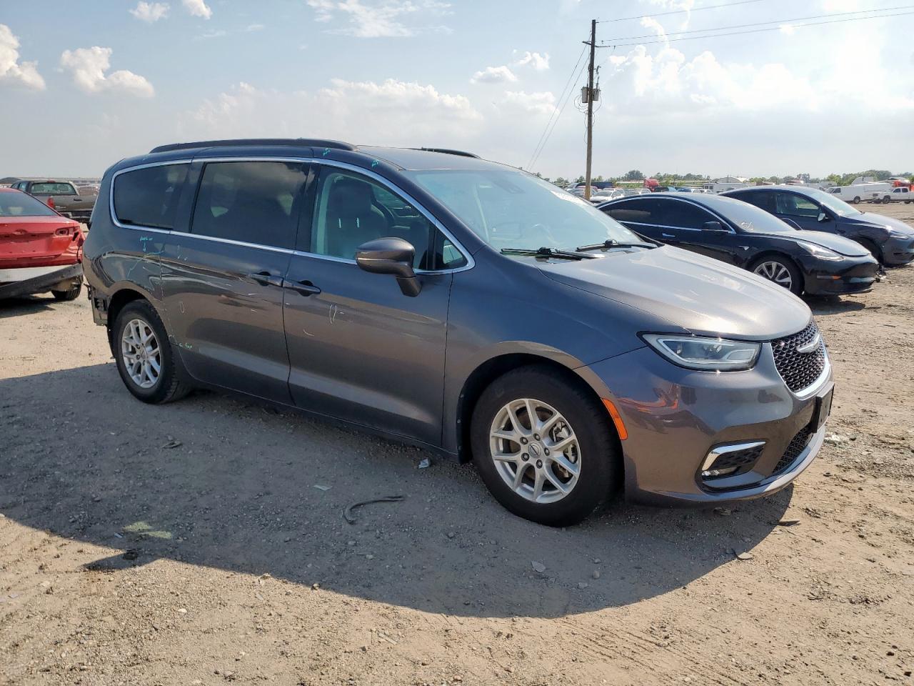 2022 Chrysler Pacifica Touring L - Фото 4