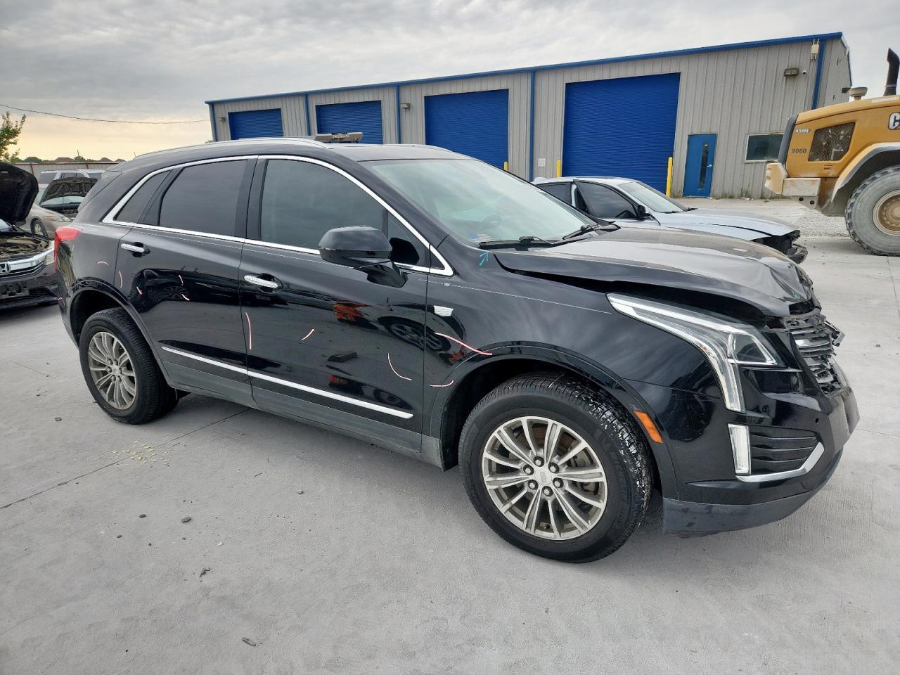 2017 Cadillac Xt5 Luxury - Фото 4