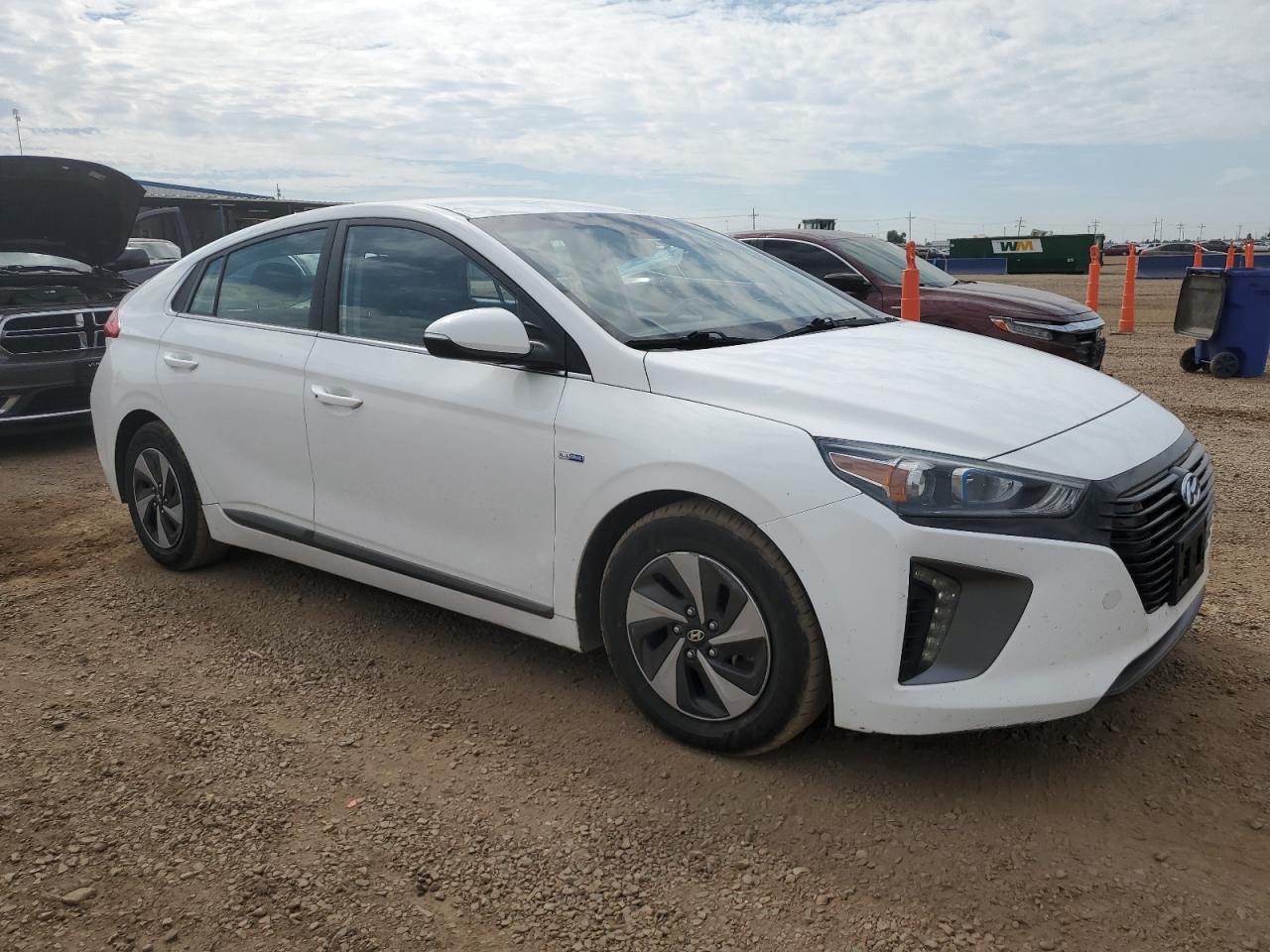 2017 Hyundai Ioniq Sel - Фото 4