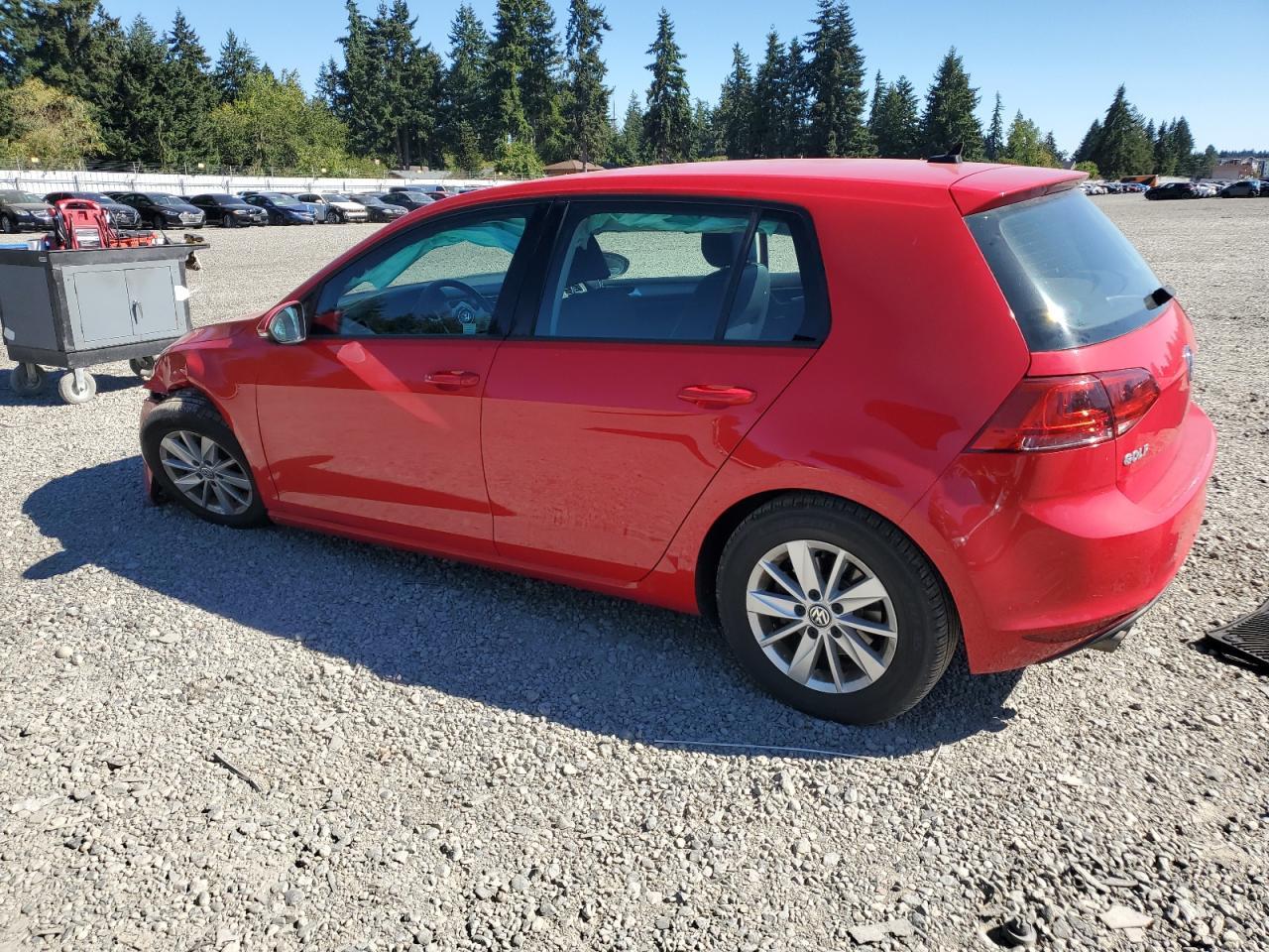 2015 Volkswagen Golf - Image 2