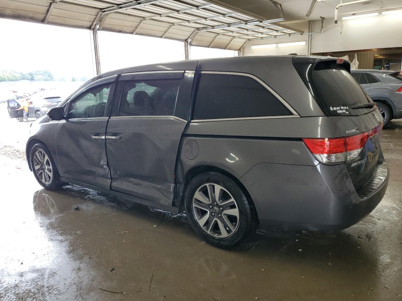 2014 Honda Odyssey Touring - Фото 2
