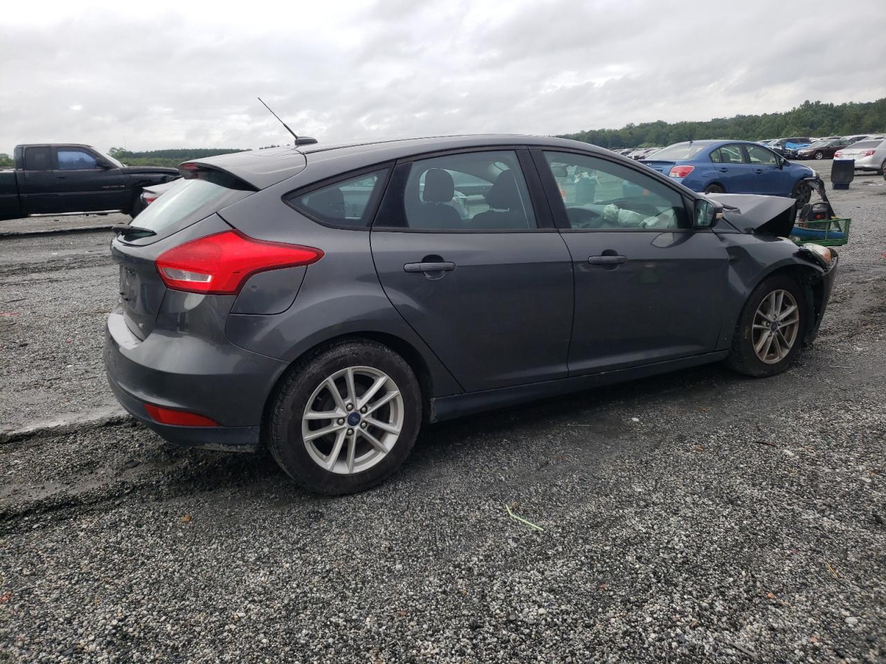 2017 Ford Focus Se - Фото 3
