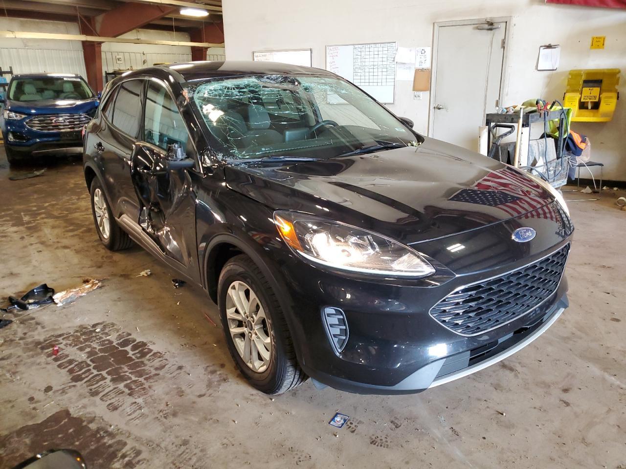 2020 Ford Escape Se - Фото 4