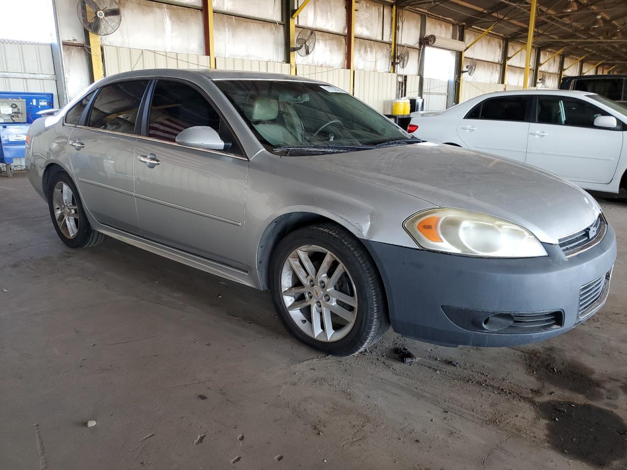 2010 Chevrolet Impala Ltz - Image 4