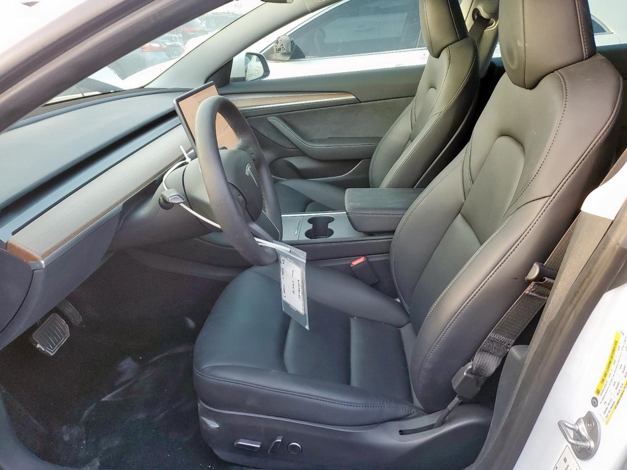 2023 Tesla Model 3 - Фото 7