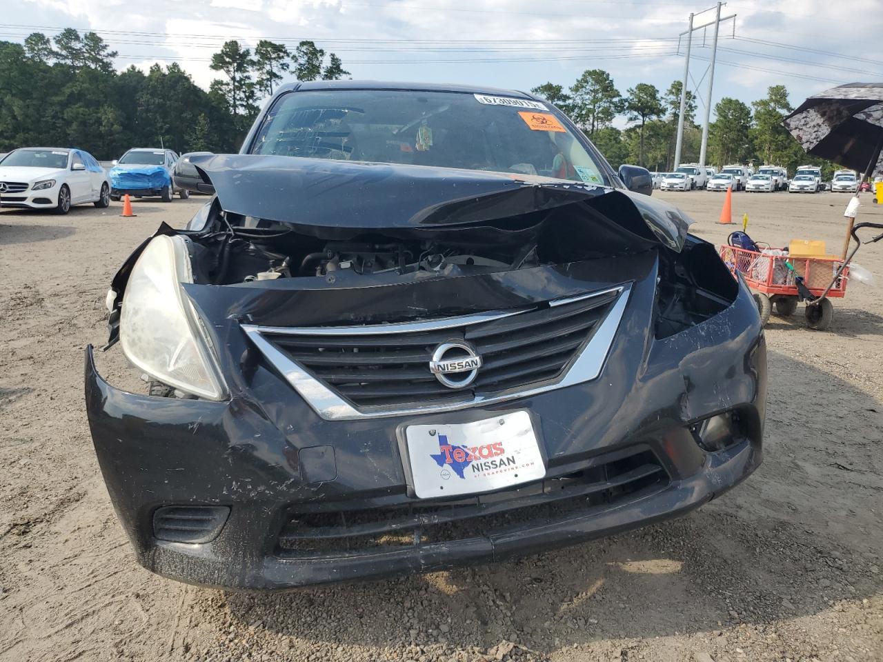 2012 Nissan Versa S - Фото 5