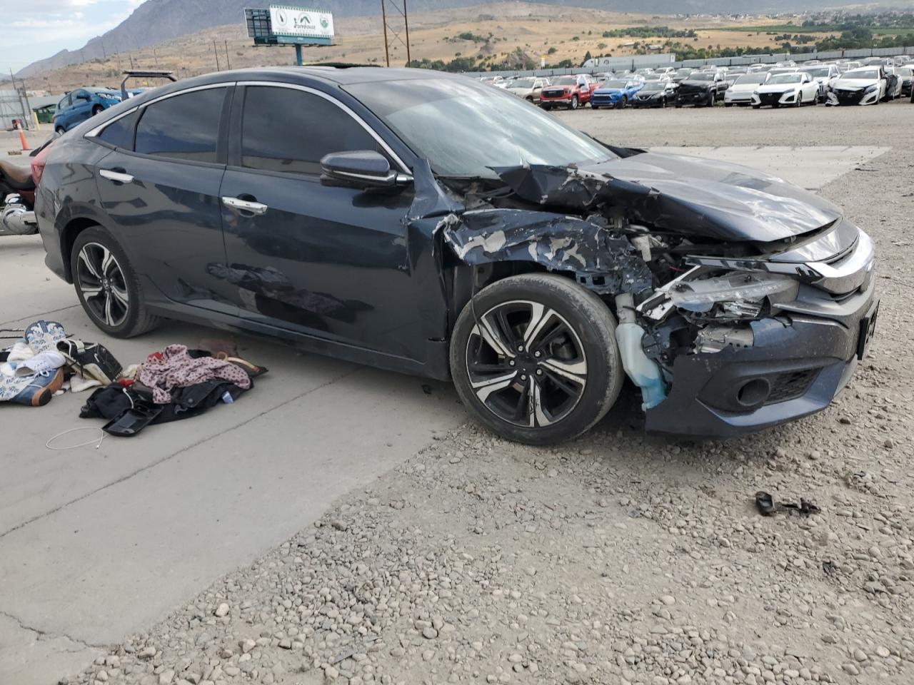 2016 Honda Civic Touring - Image 4