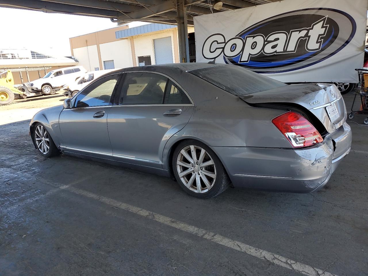 2012 Mercedes-Benz S 400 - Image 2