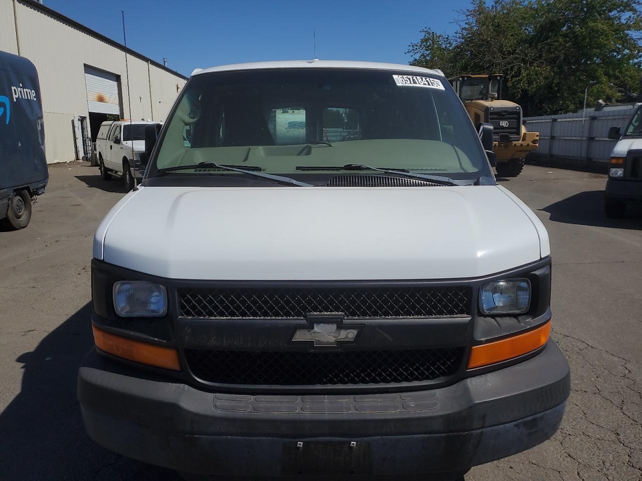2004 Chevrolet Express G2500 - Фото 5