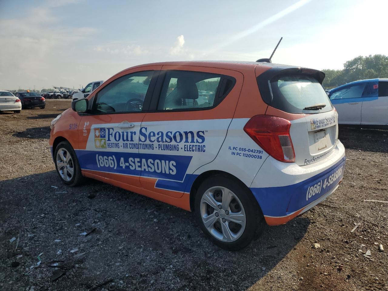 2021 Chevrolet Spark Ls - Фото 2