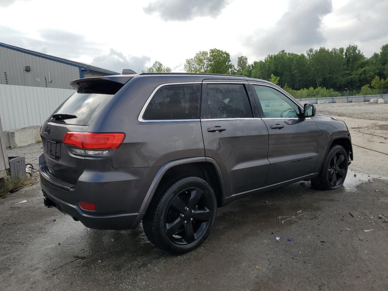 2014 Jeep Grand Cherokee Laredo - Image 3