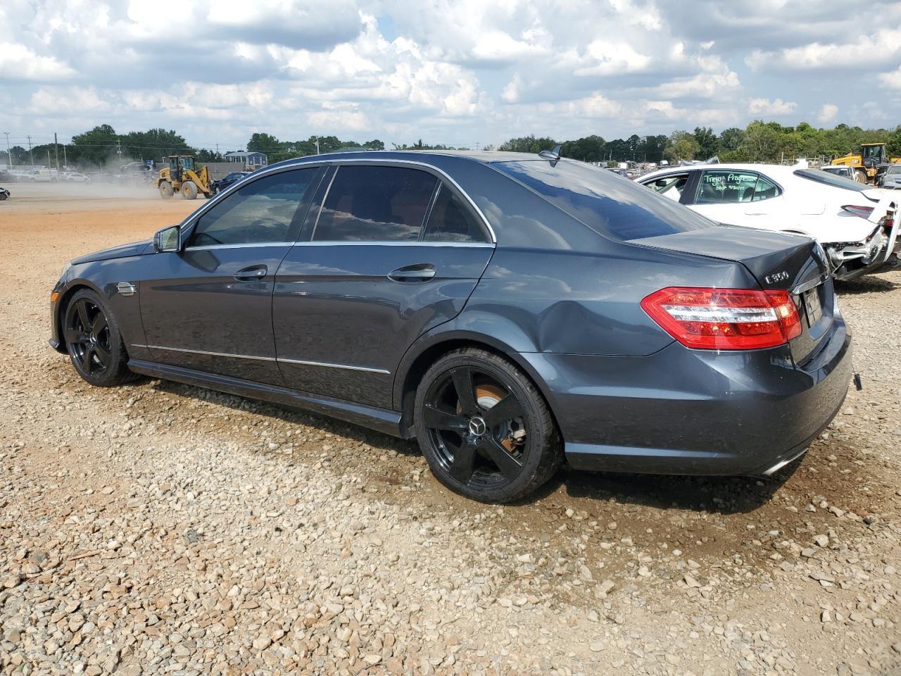 2010 Mercedes-Benz E 350 - Image 2