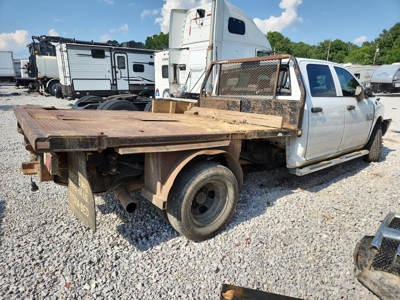 2018 Ram 3500 - Image 3