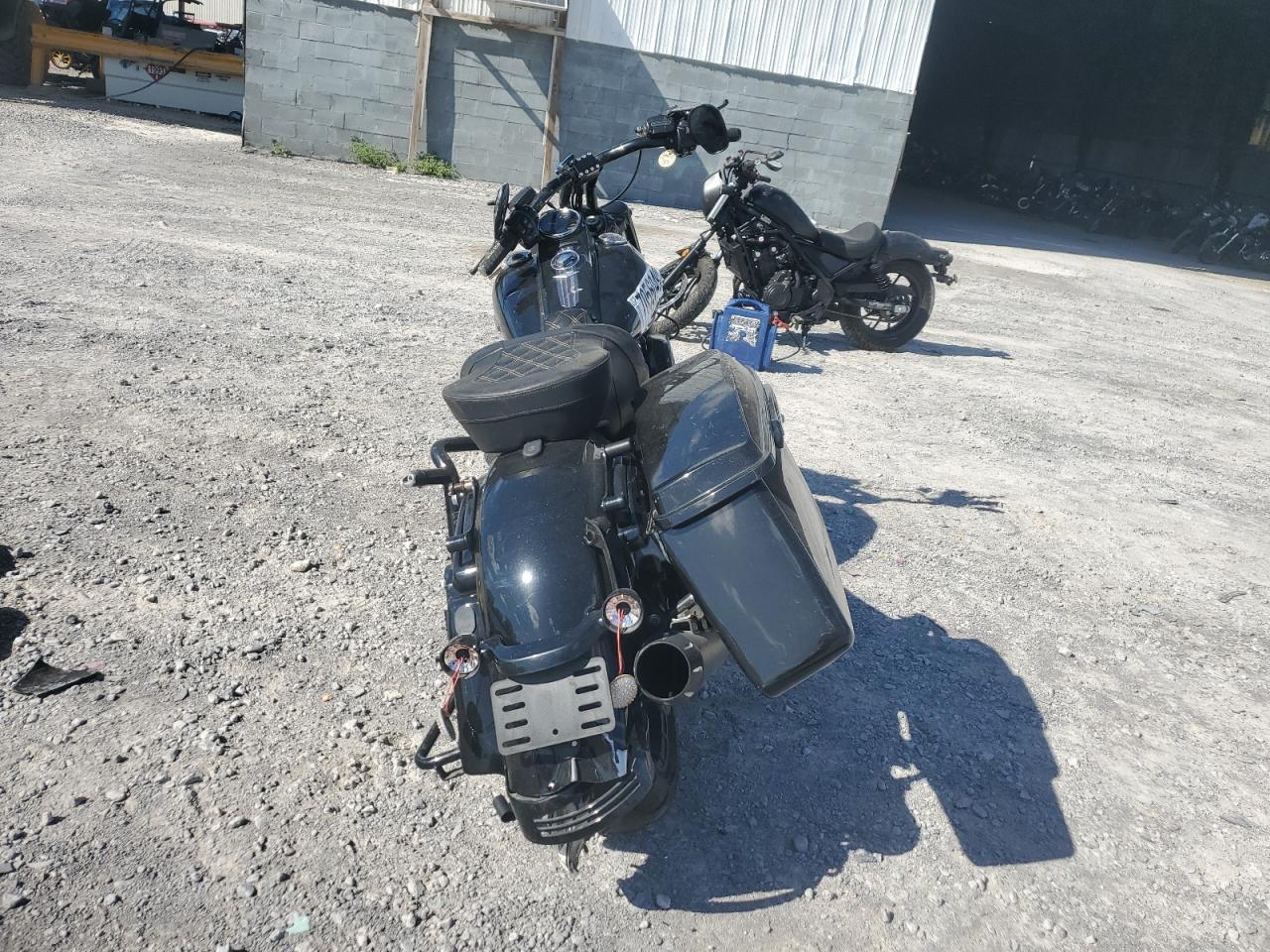 2017 Harley-Davidson Flhrxs - Фото 4