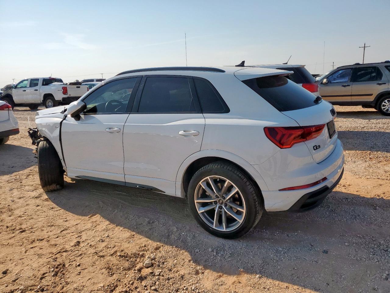 2023 Audi Q3 Premium Plus S Line 45 - Фото 2