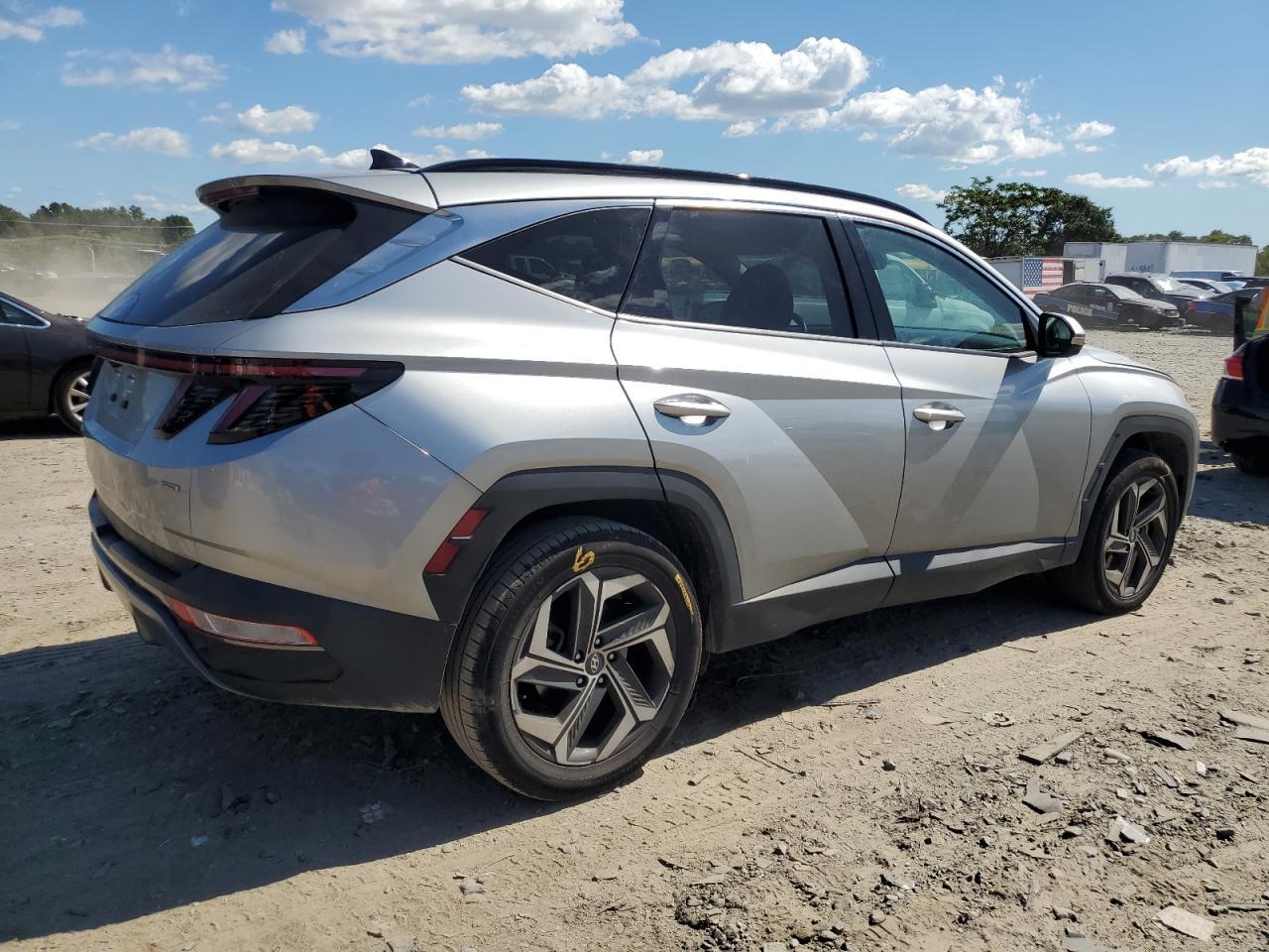 2023 Hyundai Tucson Limited - Image 3