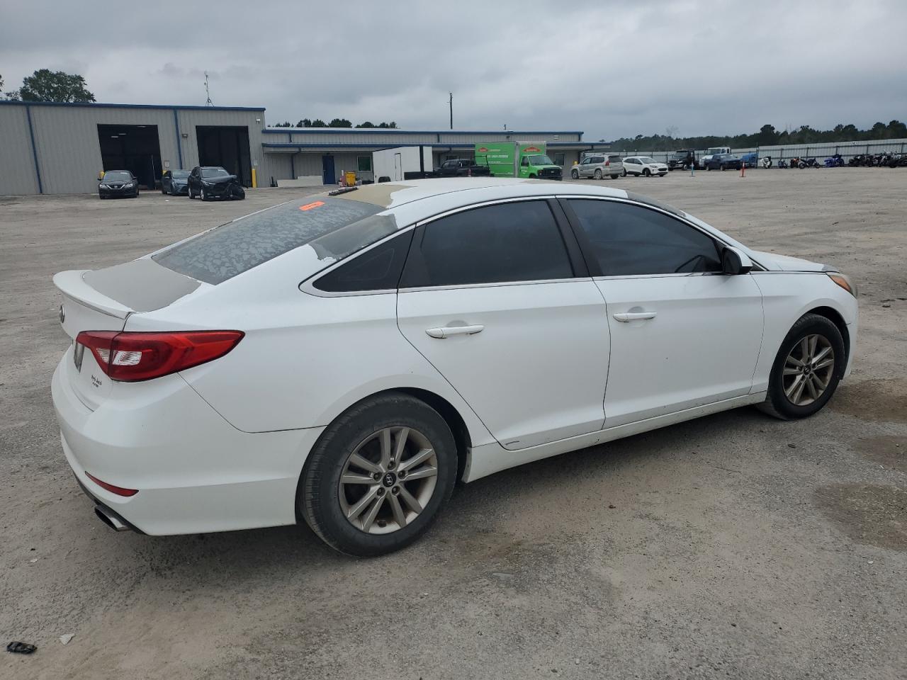 2017 Hyundai Sonata Se - Фото 3