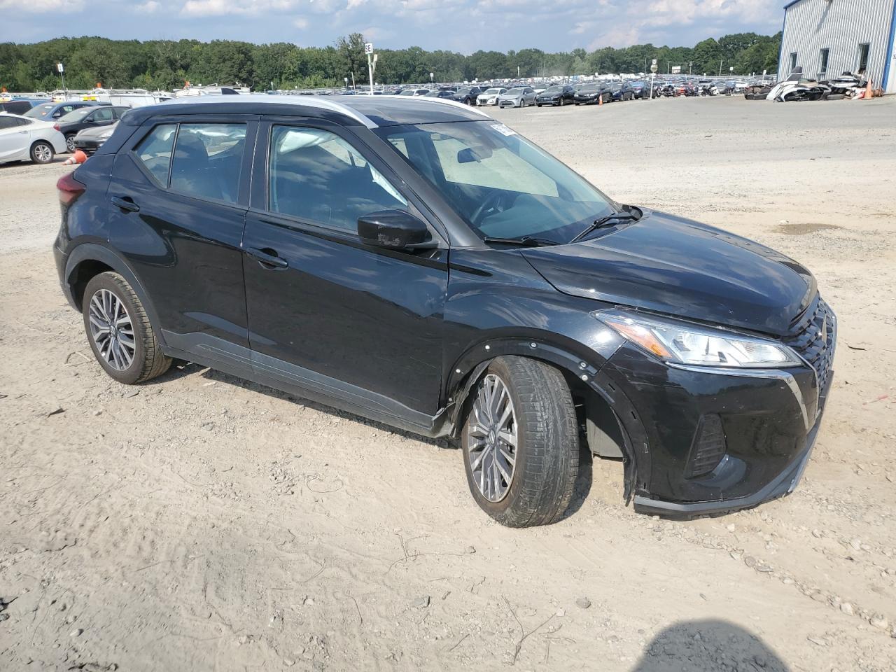 2021 Nissan Kicks Sv - Image 4