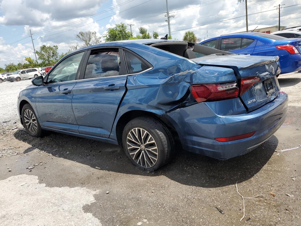 2021 Volkswagen Jetta S - Фото 2
