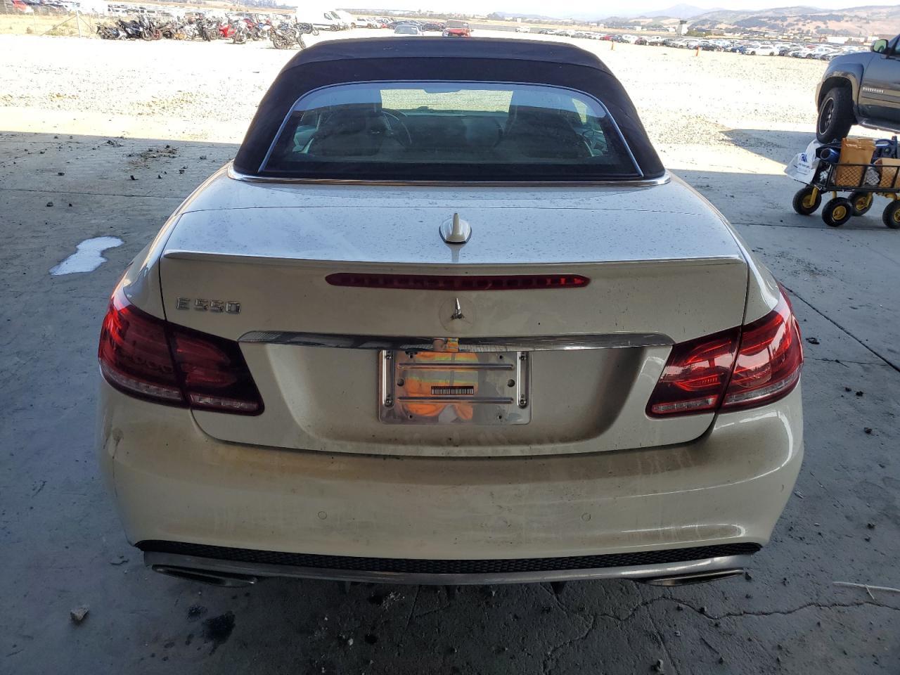 2014 Mercedes-Benz E 550 - Фото 6