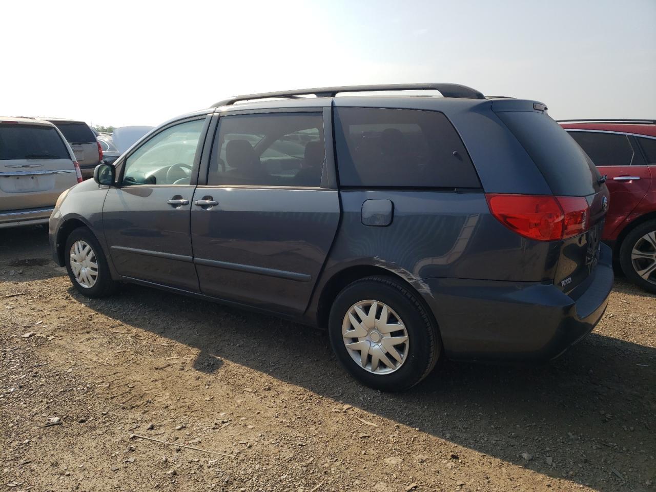 2009 Toyota Sienna Ce - Фото 2