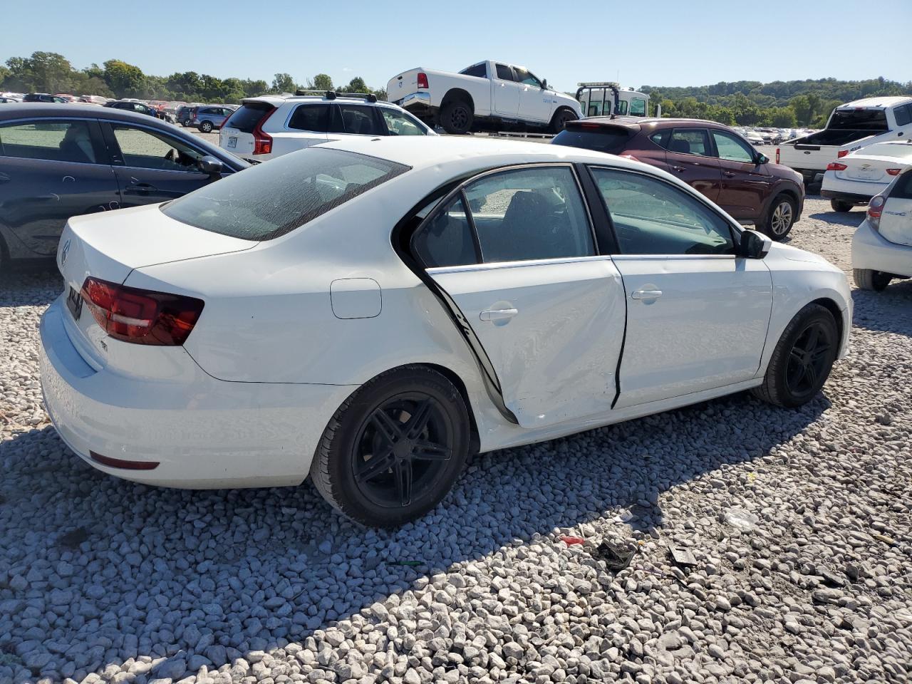 2017 Volkswagen Jetta S - Image 3