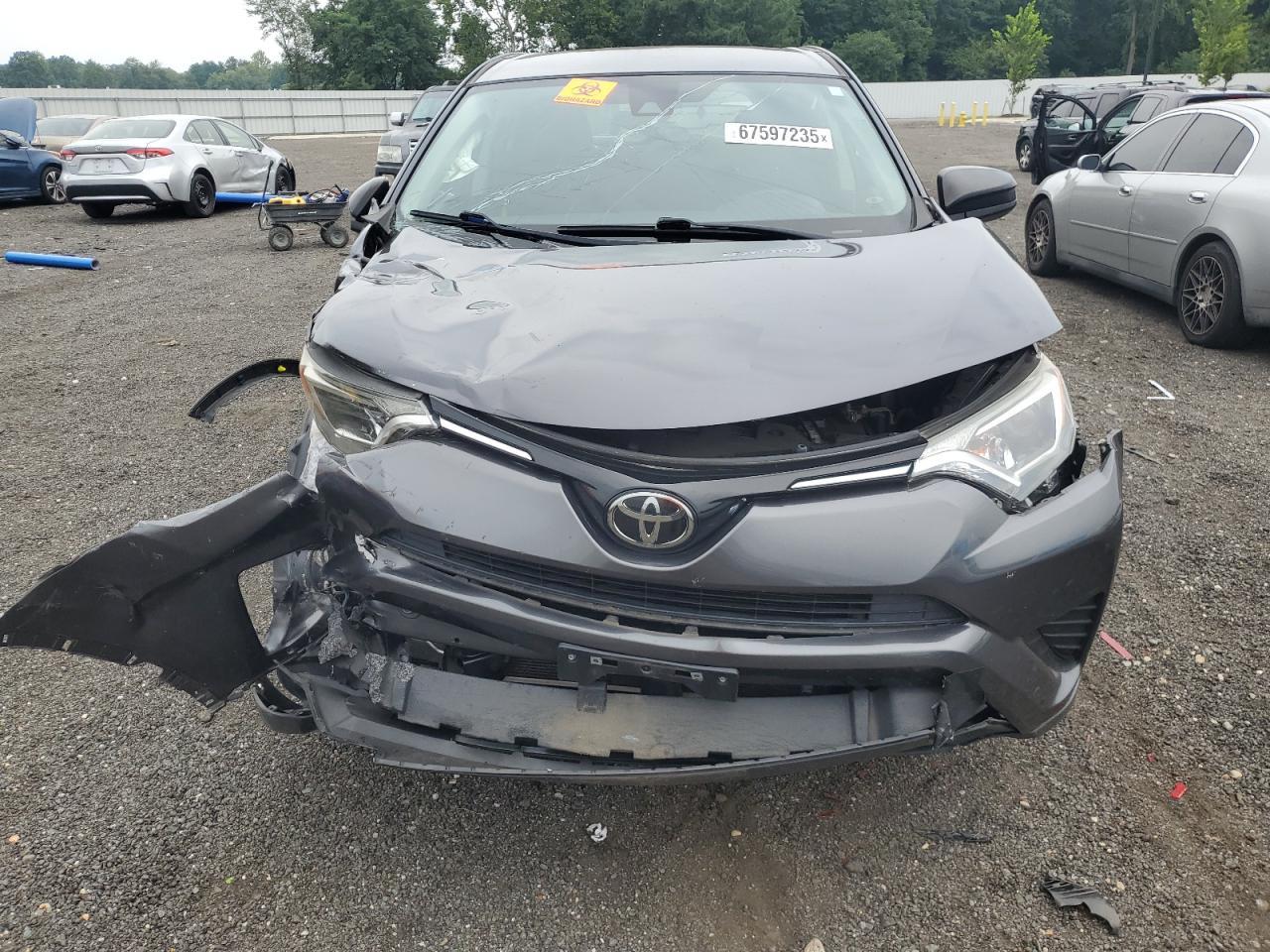 2018 Toyota Rav4 Le - Image 5