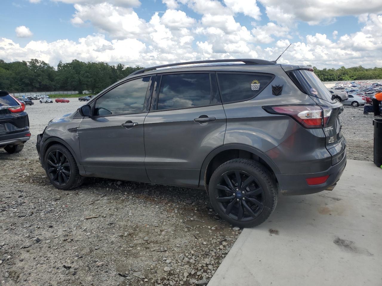 2017 Ford Escape Se - Фото 2