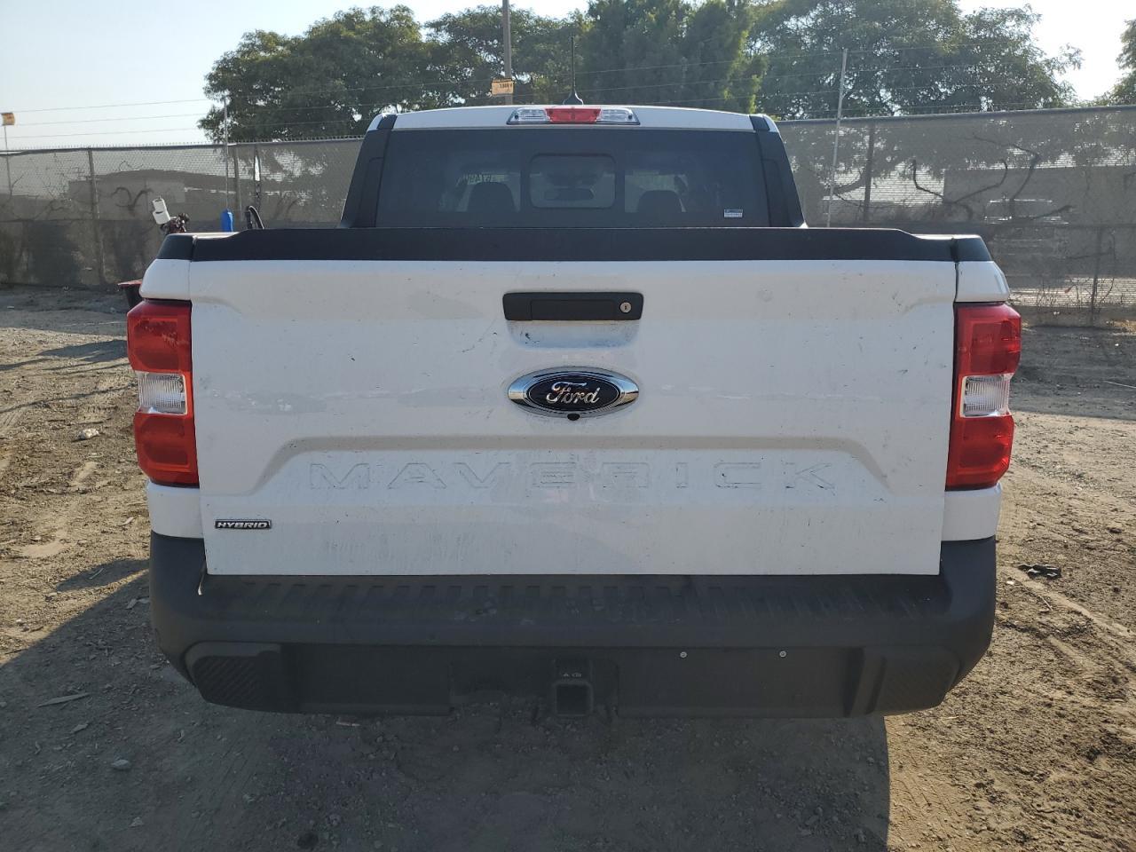 2024 Ford Maverick Lariat - Image 6