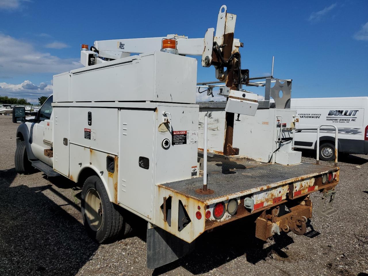 2013 Ford F450 Super Duty - Image 2