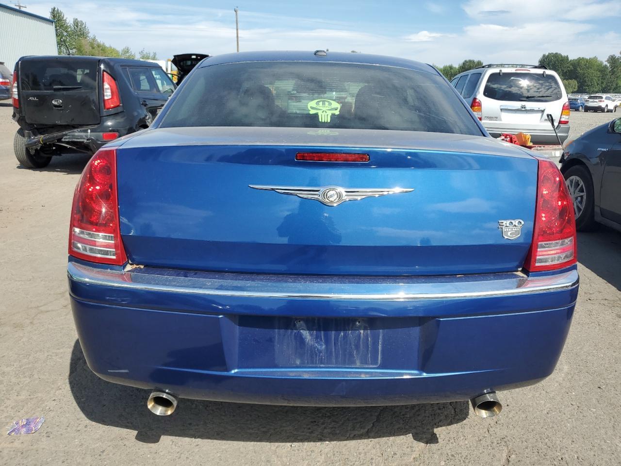 2009 Chrysler 300C - Image 6