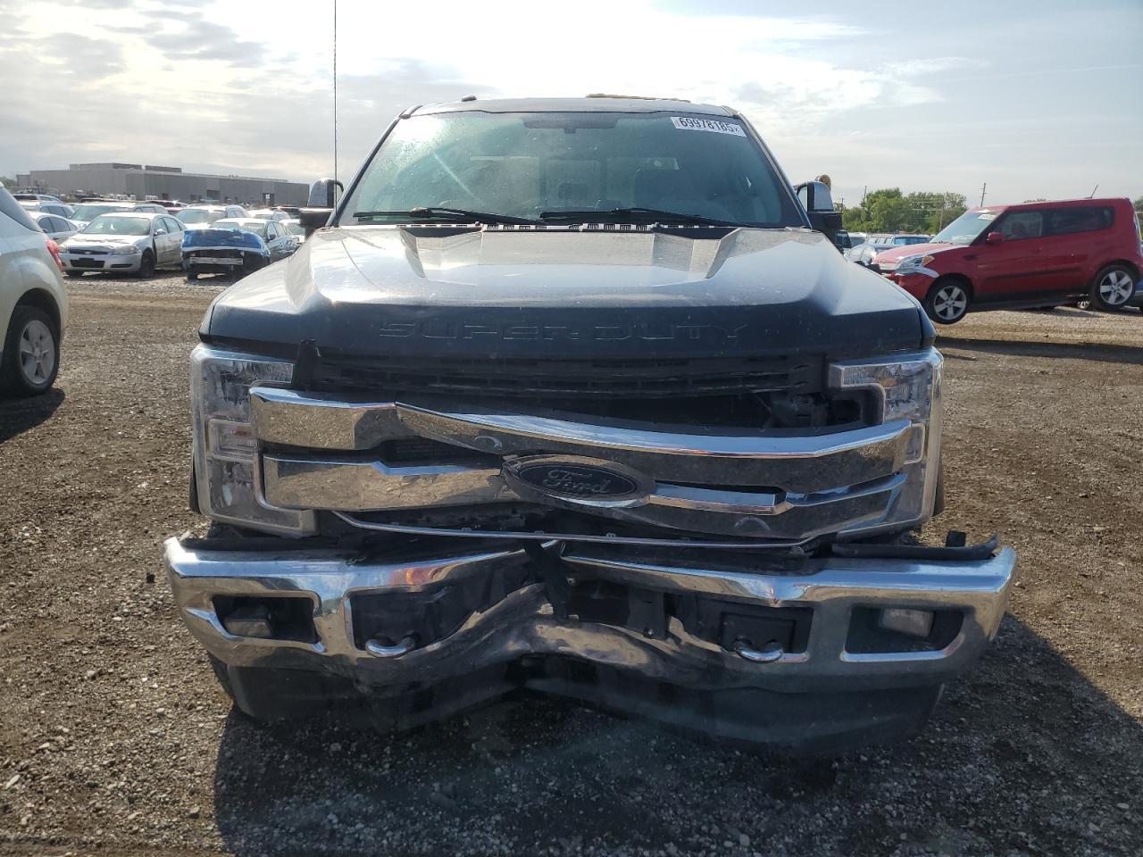 2018 Ford F250 Super Duty - Фото 5