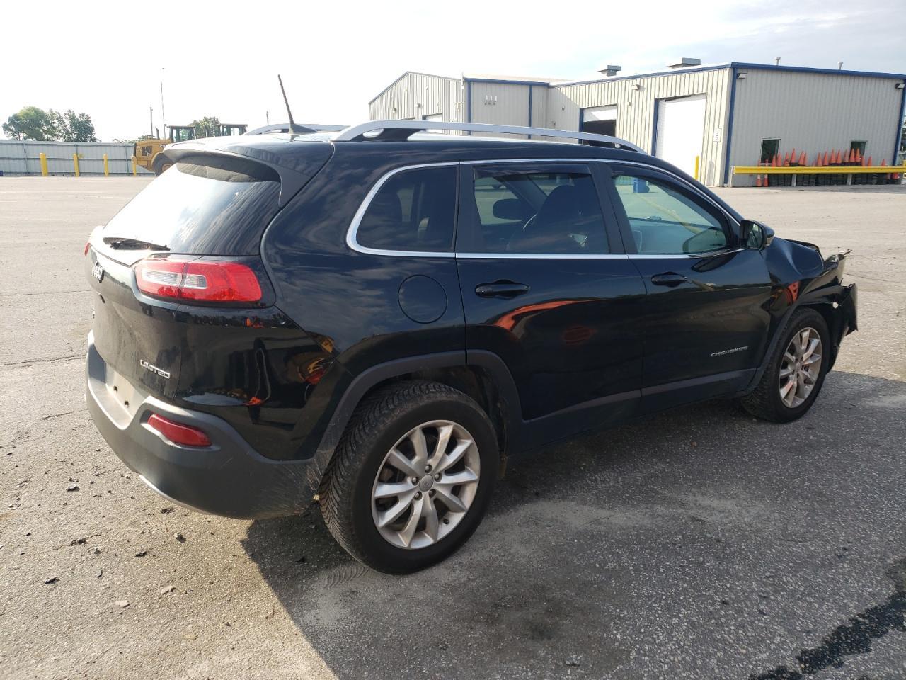 2017 Jeep Cherokee Limited - Image 3