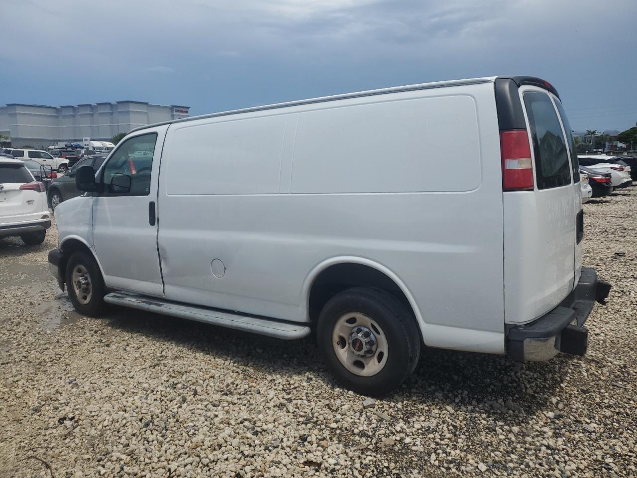 2017 GMC Savana G2500 - Image 2