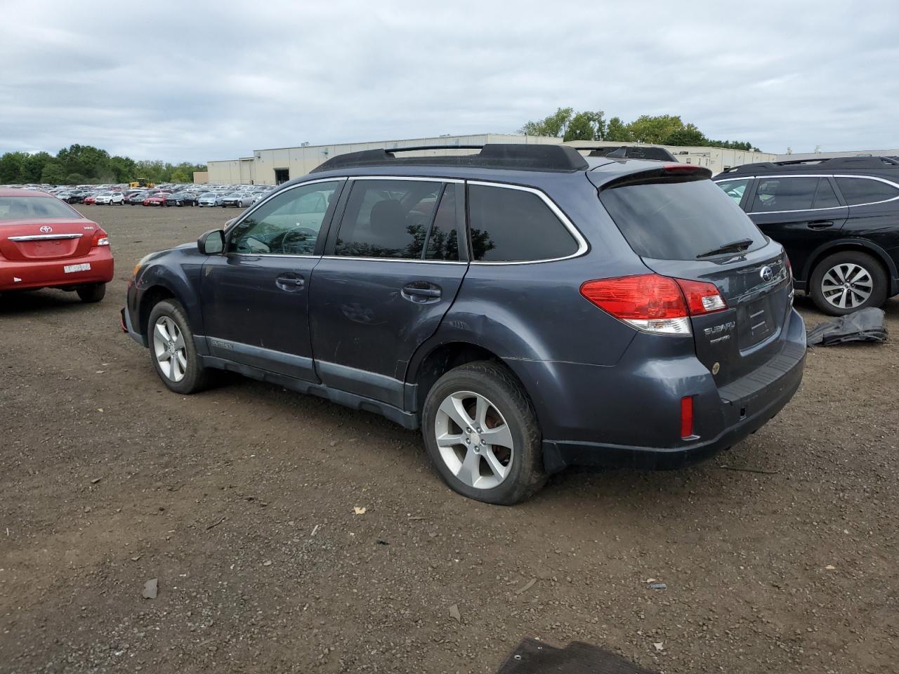 2014 Subaru Outback 2.5I Premium - Фото 2