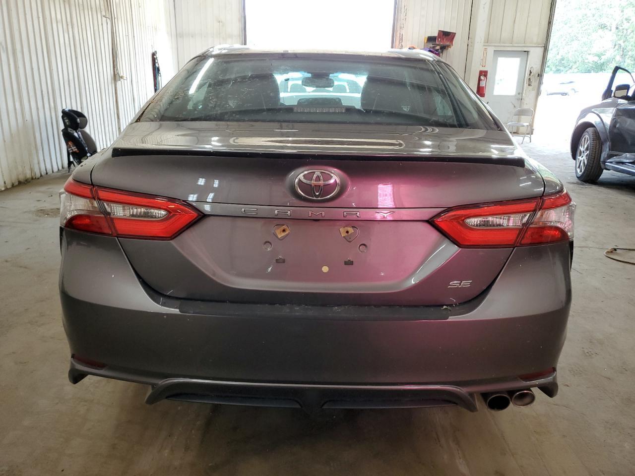 2018 Toyota Camry L - Фото 6