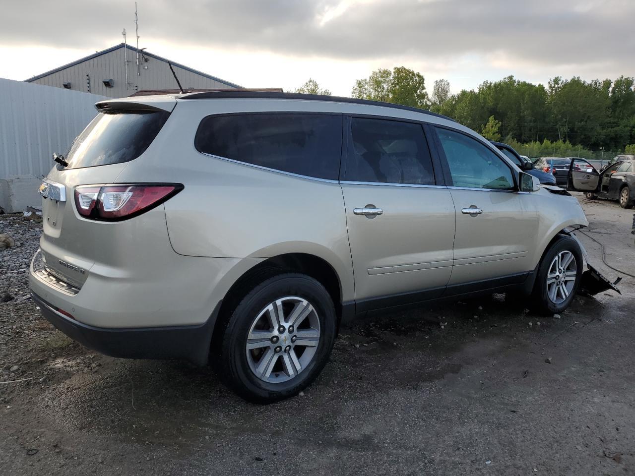 2015 Chevrolet Traverse Lt - Image 3