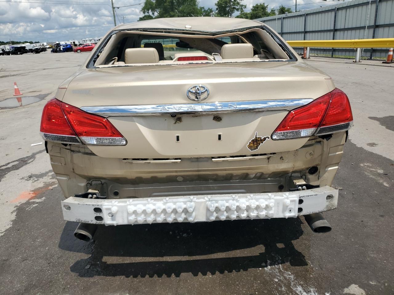 2011 Toyota Avalon Base - Фото 6